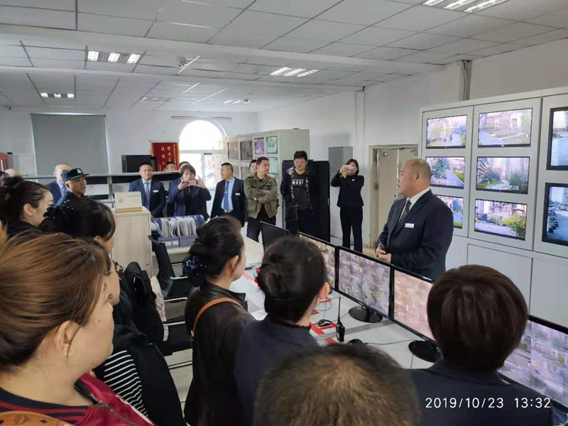 3.物业嘉邑中心开展消防知识演练.jpg 3.物业嘉邑中心开展消防知识演练.jpg