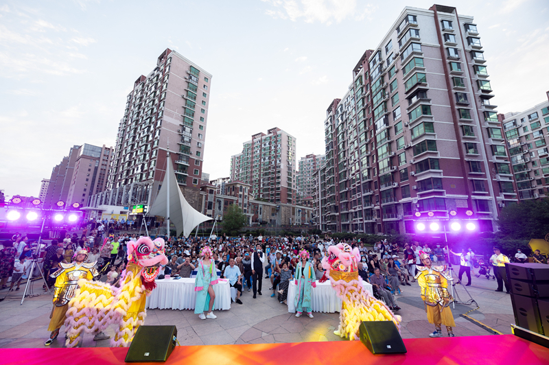 09“国信中国·社区艺术节”现场气氛热烈_副本.jpg 09“国信中国·社区艺术节”现场气氛热烈_副本.jpg