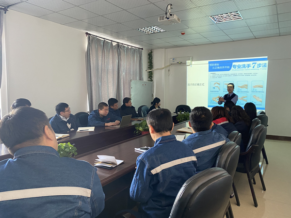 16.新城总公司开展疫情防控主题讲座_副本.jpg 16.新城总公司开展疫情防控主题讲座_副本.jpg