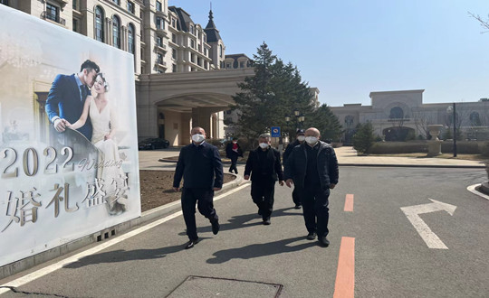 11 统战部领导到酒店公司视察外省医疗团队驻点服务工作_副本.jpg 11 统战部领导到酒店公司视察外省医疗团队驻点服务工作_副本.jpg