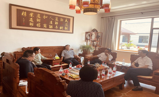 13. 王岩董事长一行对公主岭仙山旅游度假区进行参观考察_副本.jpg 13. 王岩董事长一行对公主岭仙山旅游度假区进行参观考察_副本.jpg