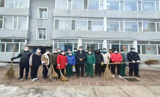 12.物业总公司敦化项目开展义务清扫活动_副本.jpg 12.物业总公司敦化项目开展义务清扫活动_副本.jpg