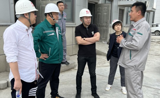 14.长春市科技厅、工信部相关领导莅临装配式总公司参观交流_副本.jpg 14.长春市科技厅、工信部相关领导莅临装配式总公司参观交流_副本.jpg