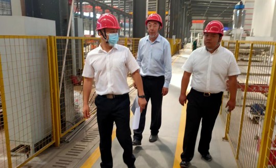 5.集团运营管理中心综合行政副经理张道权一行莅临装配式总公司进行安全检查_副本.jpg 5.集团运营管理中心综合行政副经理张道权一行莅临装配式总公司进行安全检查_副本.jpg