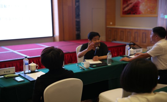 21.酒店公司组织管理人员开展法律专题培训_副本.jpg 21.酒店公司组织管理人员开展法律专题培训_副本.jpg