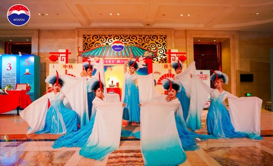 茅台金秋之夜7_副本.jpg 茅台金秋之夜7_副本.jpg