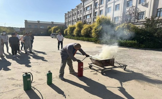 新闻配图1_副本.jpg 新闻配图1_副本.jpg