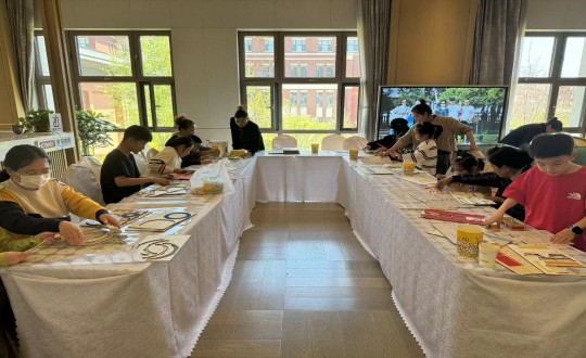 1.南山总公司温泉城营销中心“妙手DIY”活动现场_副本.jpg 1.南山总公司温泉城营销中心“妙手DIY”活动现场_副本.jpg